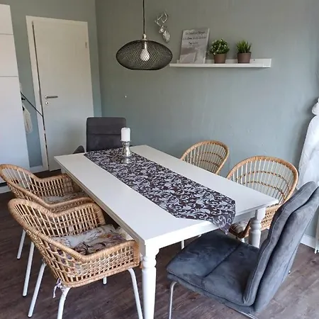 Lotta's Ferienhaeuschen * אמדן